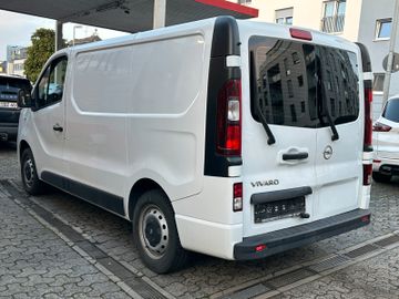Opel Vivaro - 4