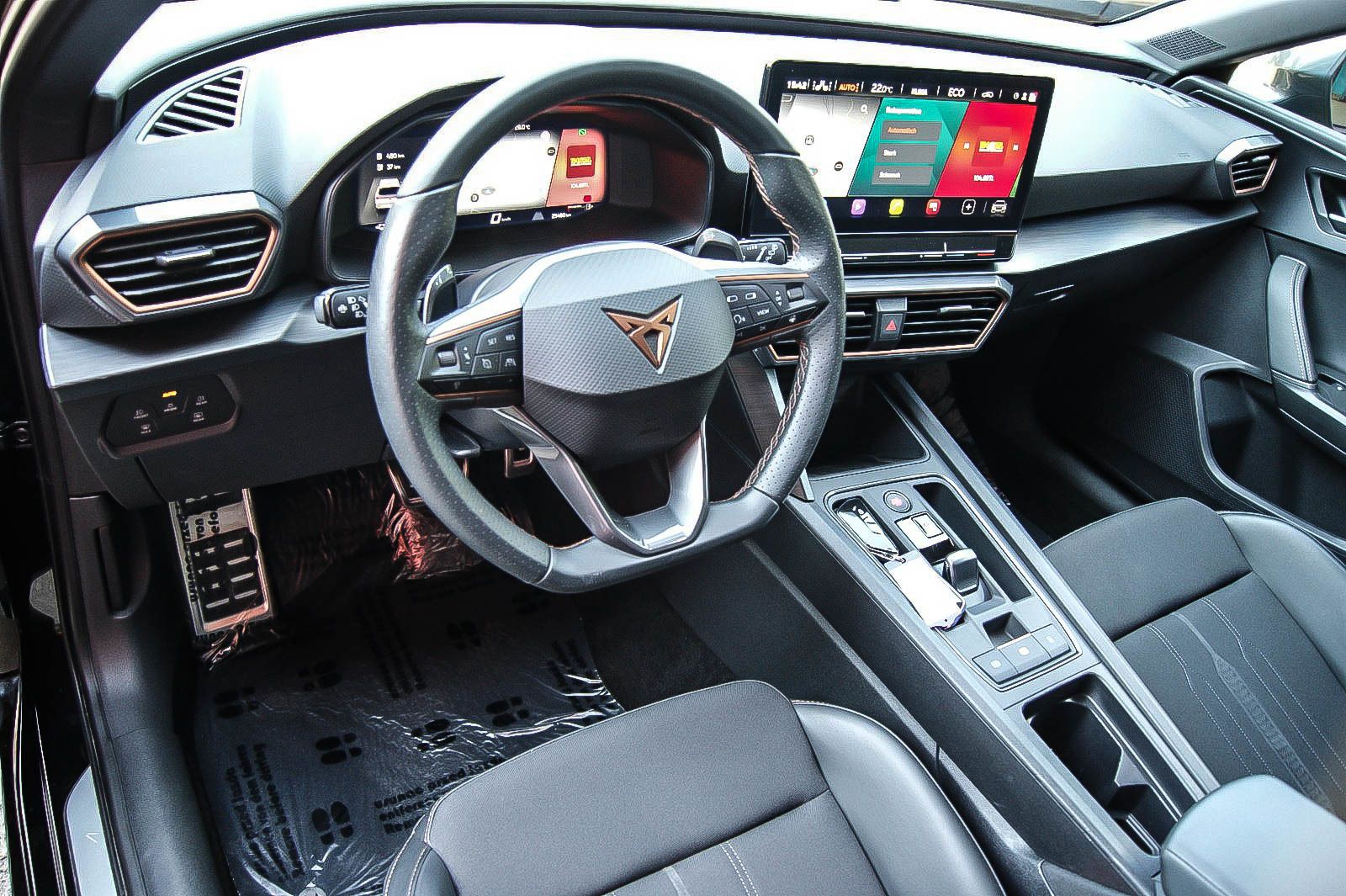 Fahrzeugabbildung CUPRA Leon Sportstourer e Hybrid DSG XL-VISION 1.HAND