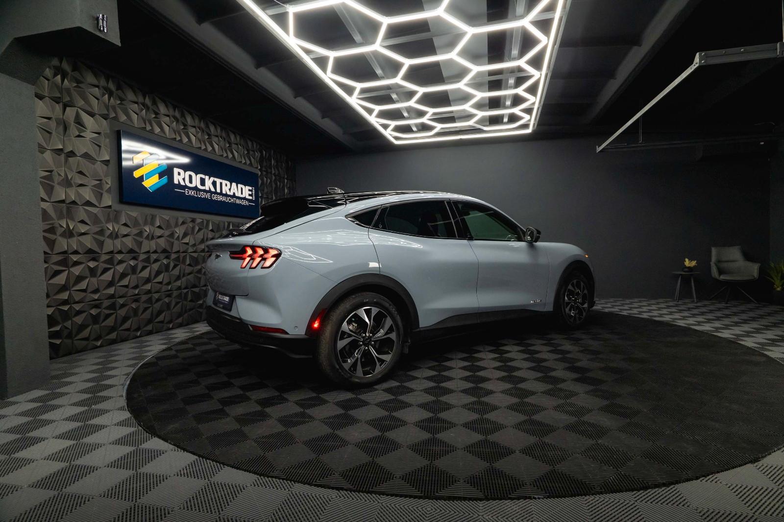 Ford Mustang Mach-E | 360°Kamera | ACC | Sync4 | LED
