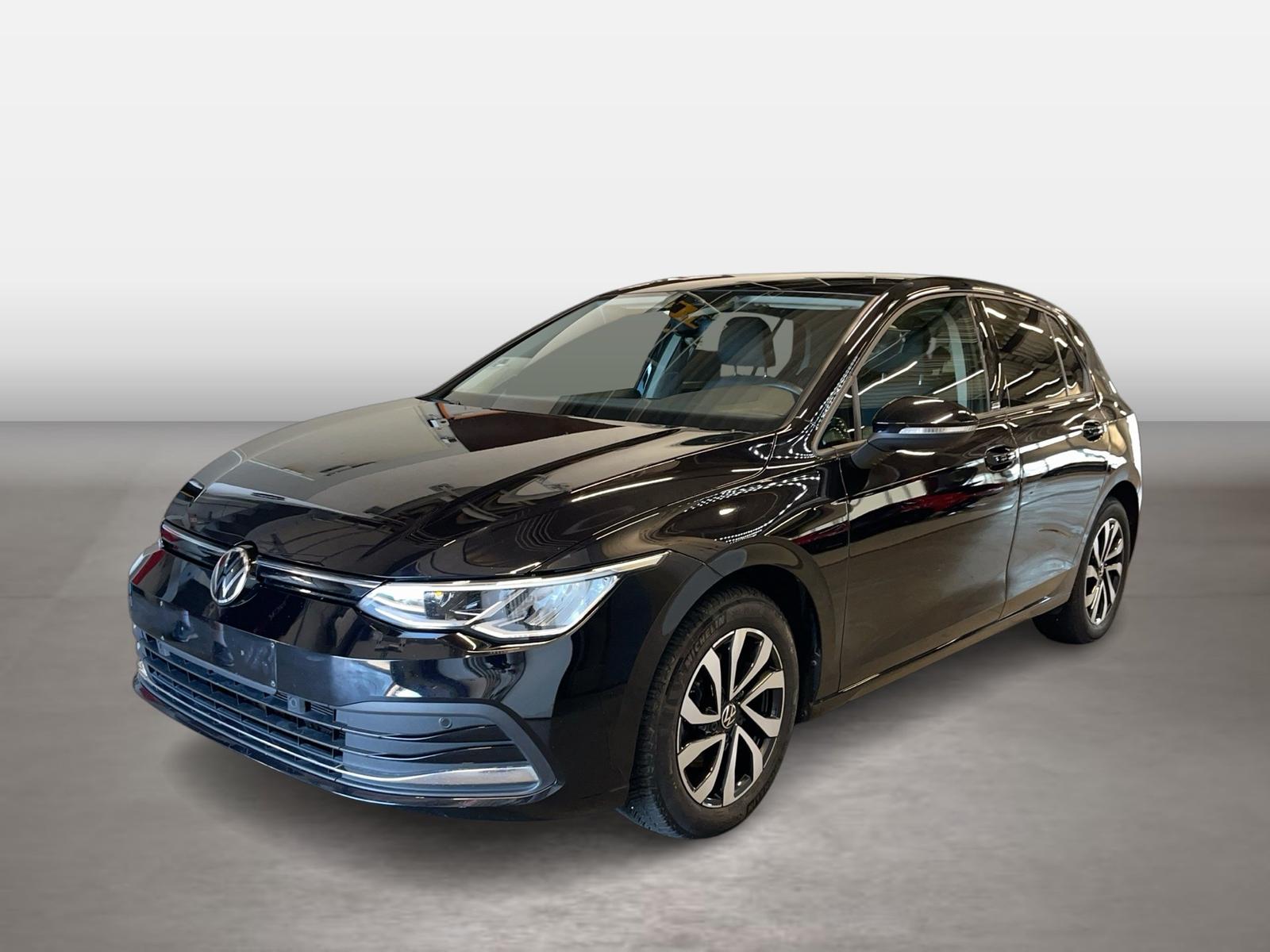 Volkswagen Golf VIII 1.5 TSI Active ACC DynLicht KlimaA LED