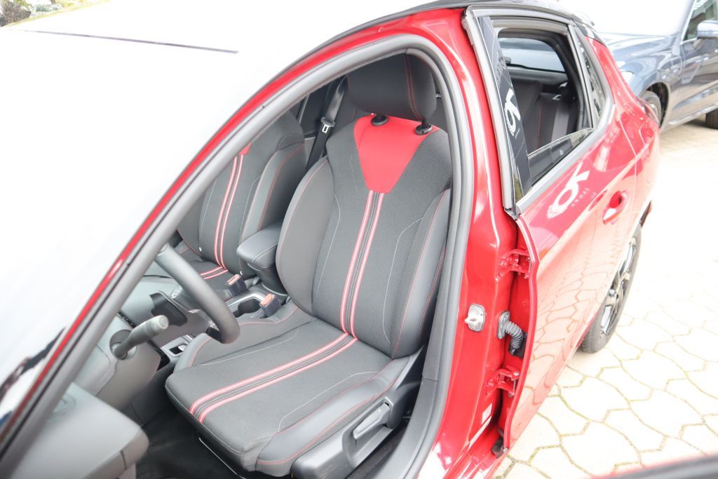 Fahrzeugabbildung Opel Corsa 1.2 Turbo Aut GS+Lenkradh+ParkGoPlus