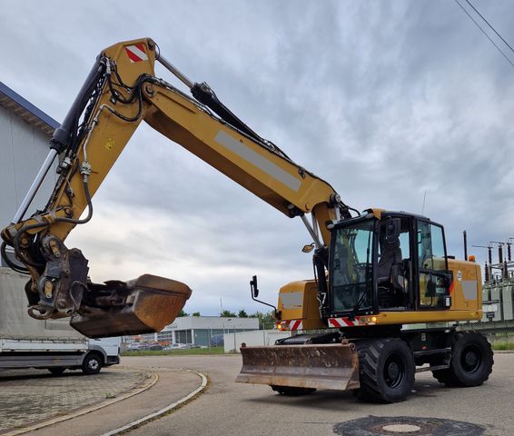 CAT 320F AdBlue