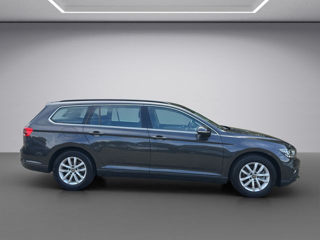 Passat Variant 2.0 TDI Business ACC FACEL. LED