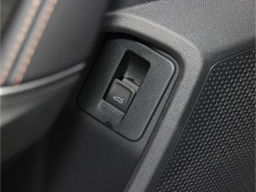 Cupra Leon Sportstourer 1.5 eTSI DSG Kamera Voll LED