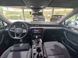 Volkswagen Passat Var 2.0D Aut.Business AHK RfK Navi ACC - VW Passat Variant in Bonn