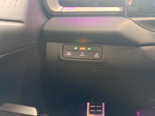 Volkswagen T-Roc 1.5 eTSI R-Line Navi AHK Kamera ACC SitzHZ