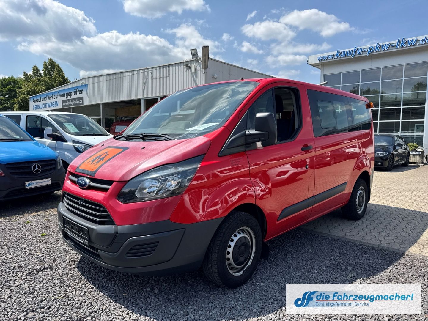 Fahrzeugabbildung Ford Transit Custom Kombi 300 L1 2.2 TDCi *4107