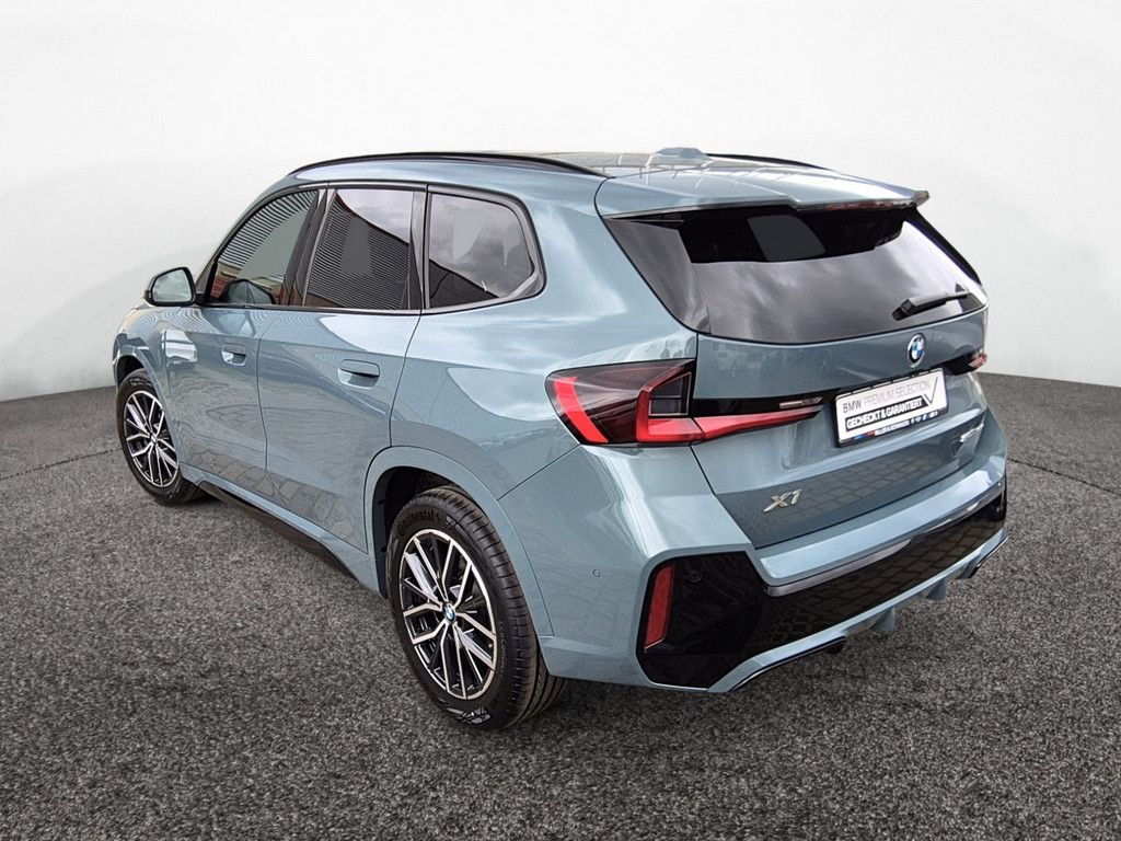 BMW X1 sDrive 18i M-Sport AHK PANO KAM LED NAVI SHZG foto 6