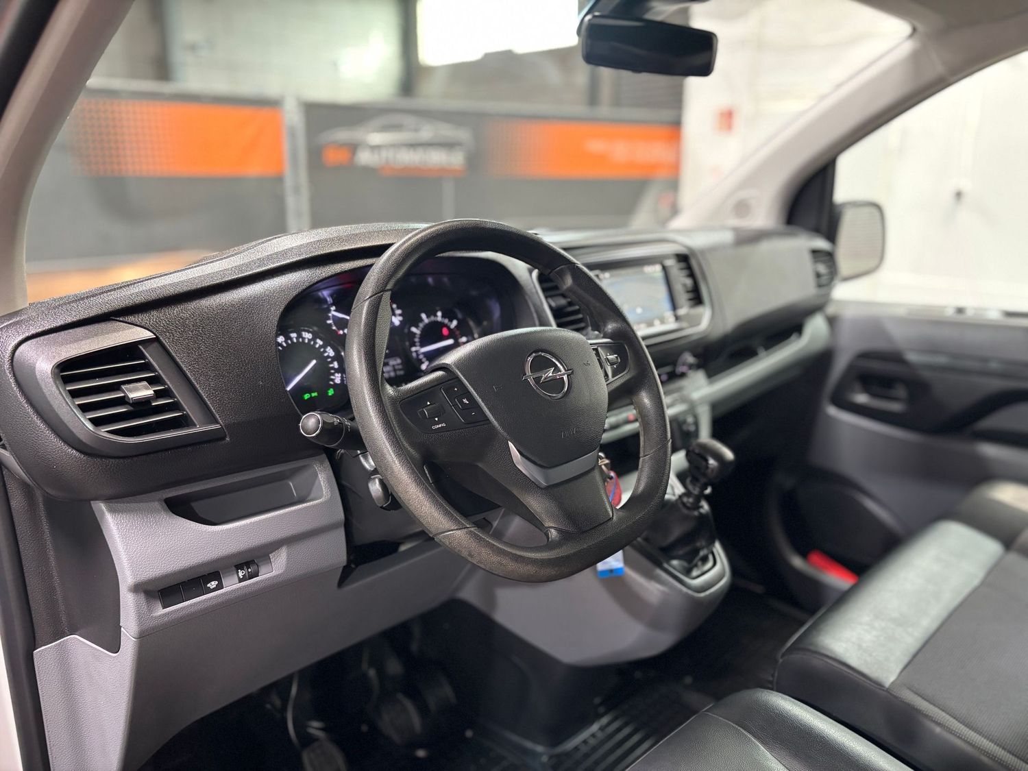 Fahrzeugabbildung Opel Vivaro 2.0 D Edition L3 #2xSortimo#Kamera#Carpla