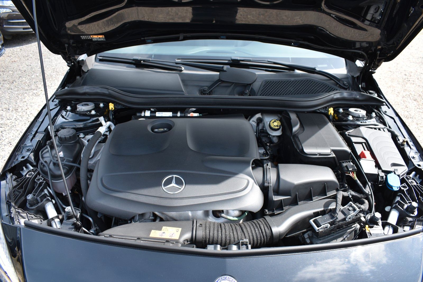 Fahrzeugabbildung Mercedes-Benz A 180 BlueEfficiency Urban Autom. Navi Kamera