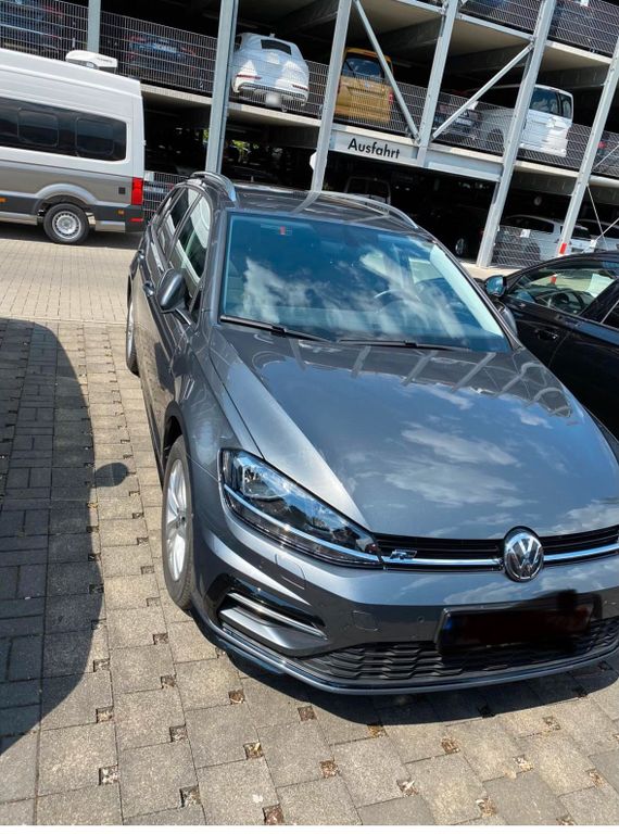 Image of Volkswagen Golf