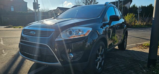 Ford Kuga Titanium, 4x4,Top Zustand