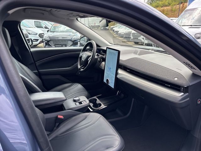 Fahrzeugabbildung Ford Mustang Mach-E Elektro Basis #600km #Fahrassiste