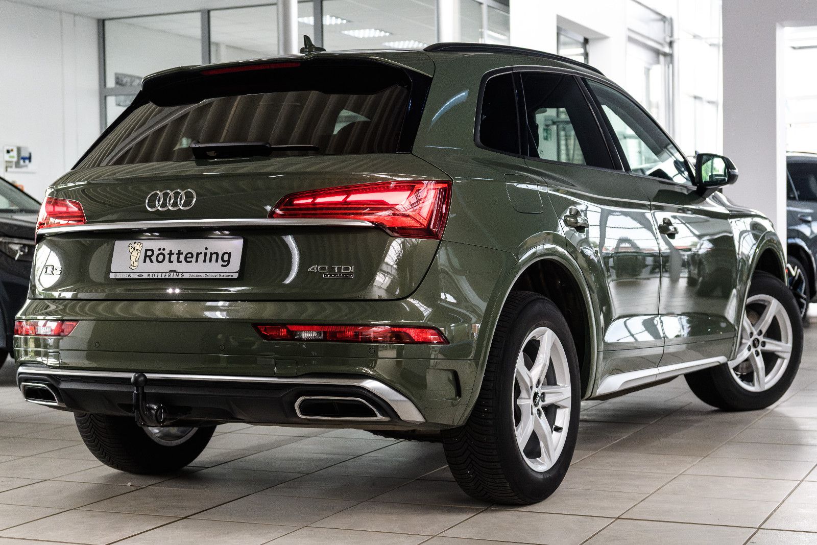 Fahrzeugabbildung Audi Q5 40 TDI quattro S line VIRT/RFK/AHK/SZH