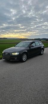 Audi A4 B8.5 2.0TDI - Audi A4 mit Diesel-Antrieb: Kombi, 2.5