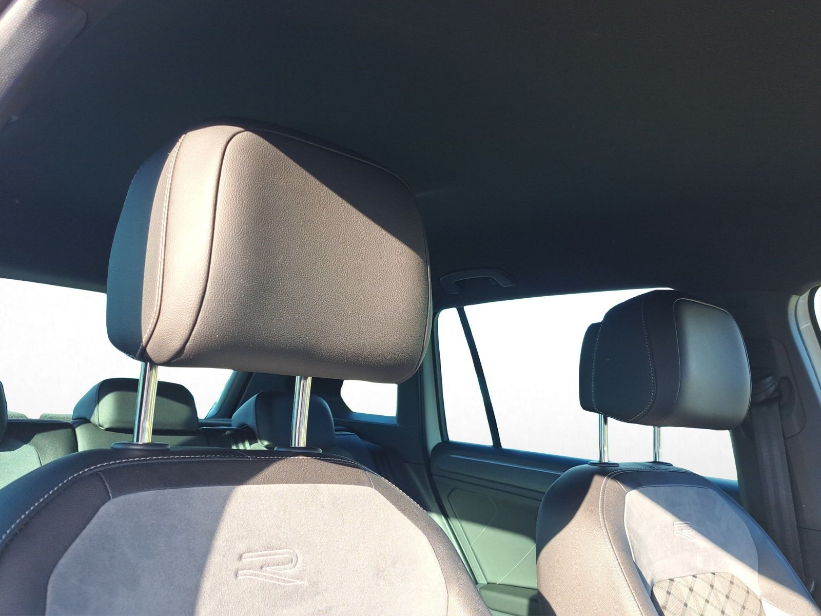 Volkswagen Tiguan - Bild 11