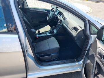 Volkswagen Golf - 7