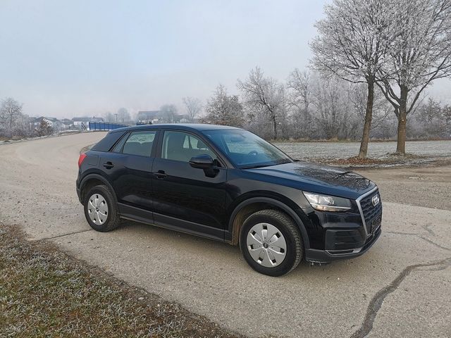 Audi Q2 1.4 TFSI, Navi*SHZ*Klimaauto*1. Hand