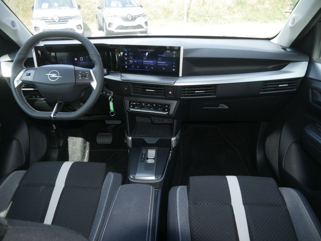 Fahrzeugabbildung Opel Frontera 1.2 Edition PDC SHZ KAMERA NAVI LED