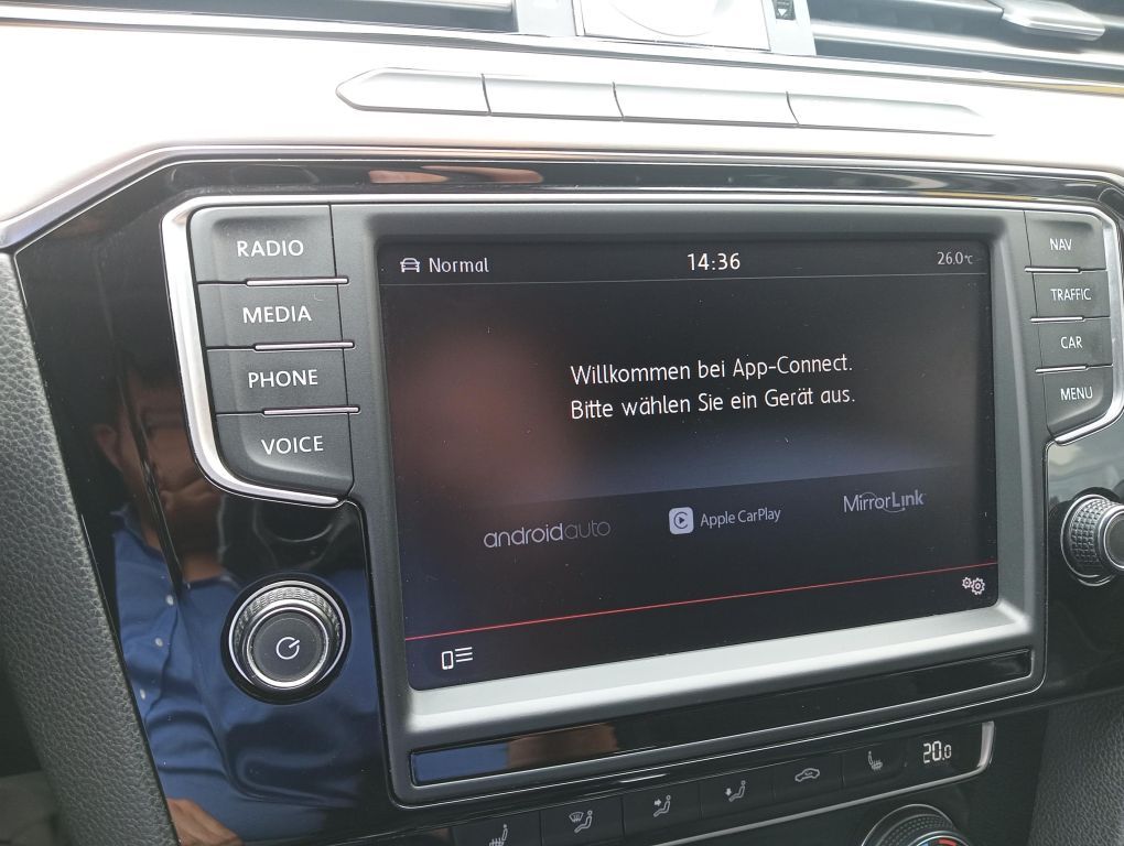 Fahrzeugabbildung Volkswagen Passat Variant Highline 1.8 TSI DSG+Standh+AHK+