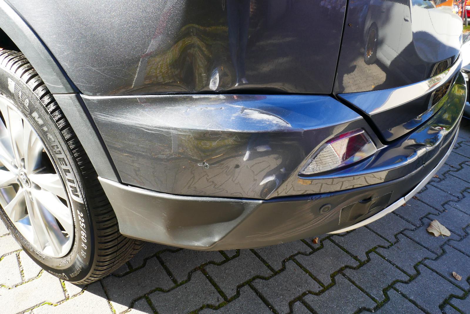 TOYOTA RAV 4 155CH - BVA - 1ERE MAIN - HAYON ÉLECTRIQUE - 75.342 KMS