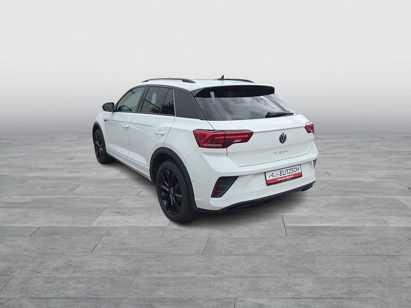 Fahrzeugabbildung Volkswagen T-Roc TSI R-Line DSG LED Navi AID ACC RFK SH 18"