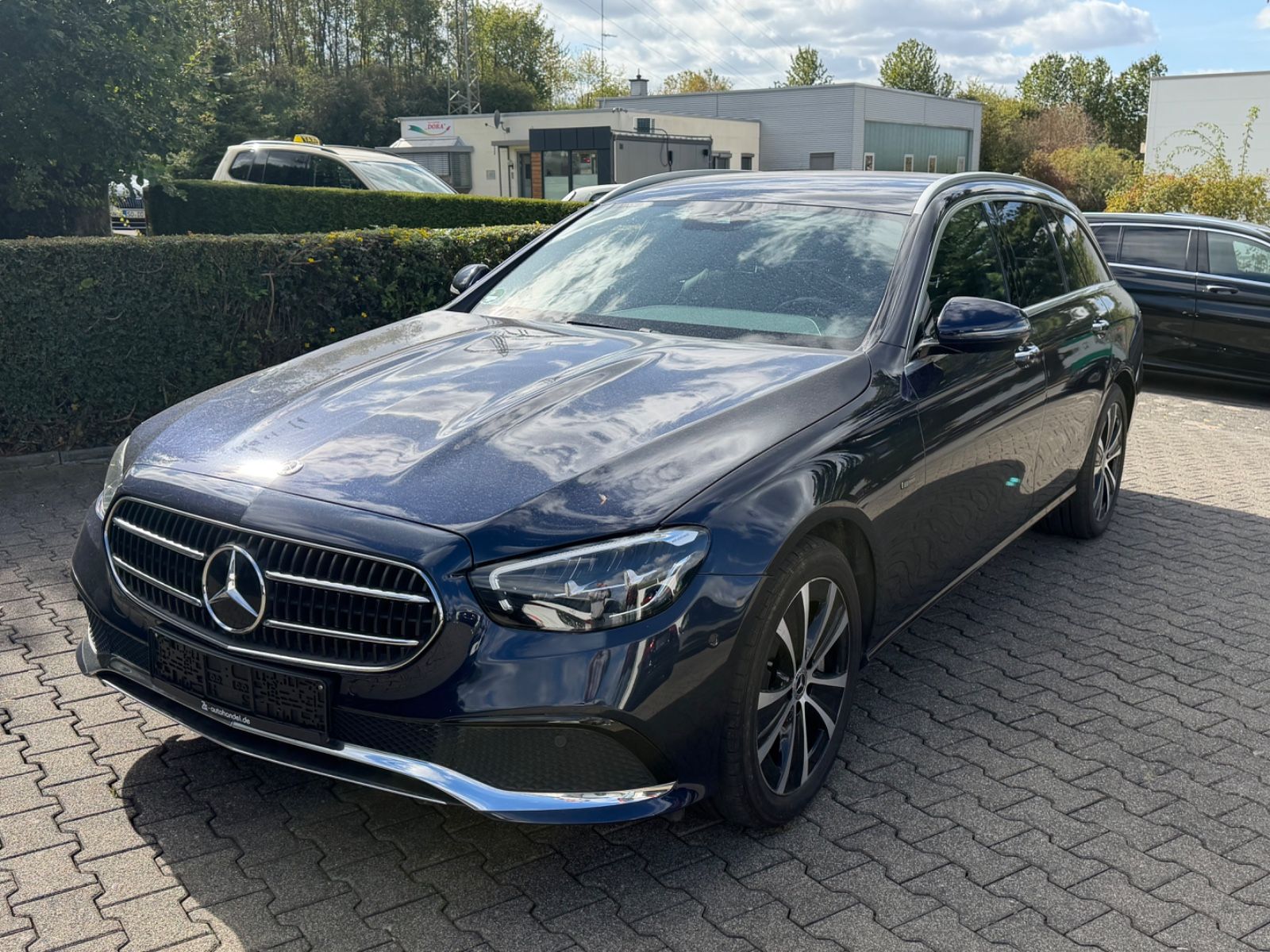 Mercedes-Benz E 300de T Avantgarde Facelift Wide LED AHK
