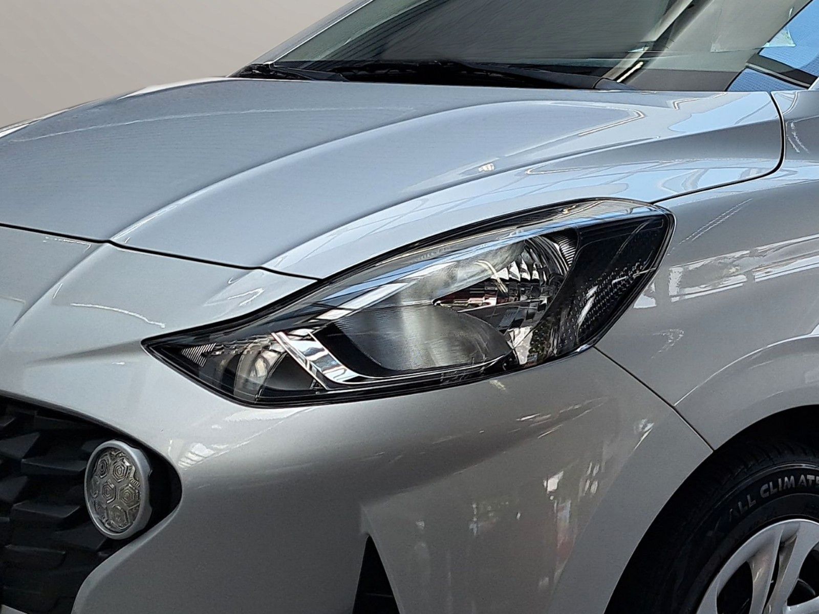 Fahrzeugabbildung Hyundai i10 Select Sitzheizung Lenkradheizung