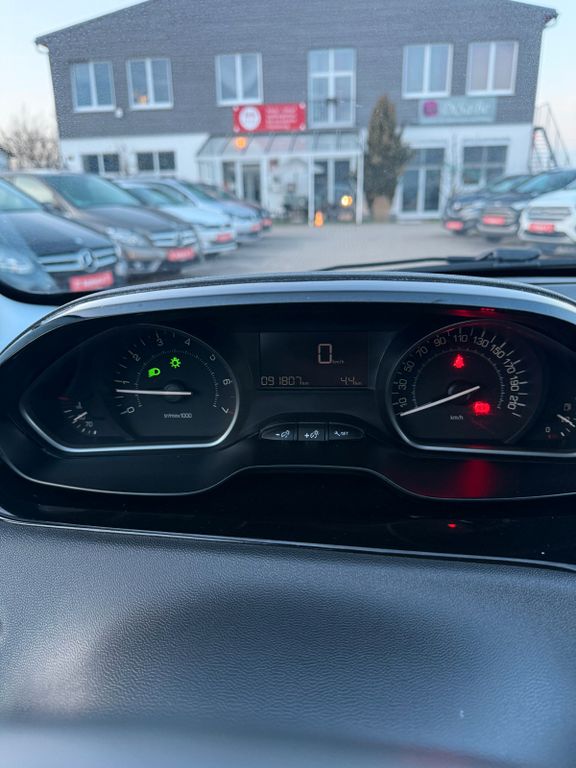 Peugeot 208 - Bild 13
