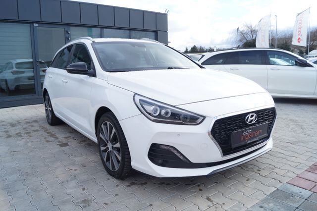 Hyundai i30 cw YES! Plus AUTOMATIK NAVI Kamera PDC SHZ