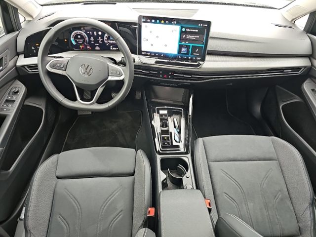 Fahrzeugabbildung Volkswagen Golf VIII Variant 2.0 TDI STYLE AHK HUD SHZ KAME