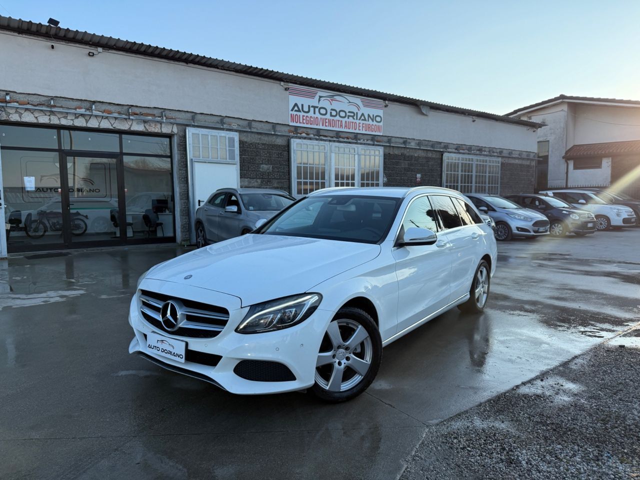MERCEDES-BENZ C 220
