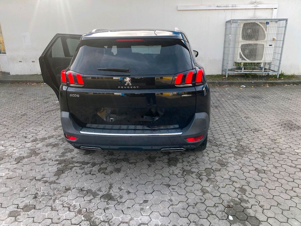 Image of Peugeot 5008