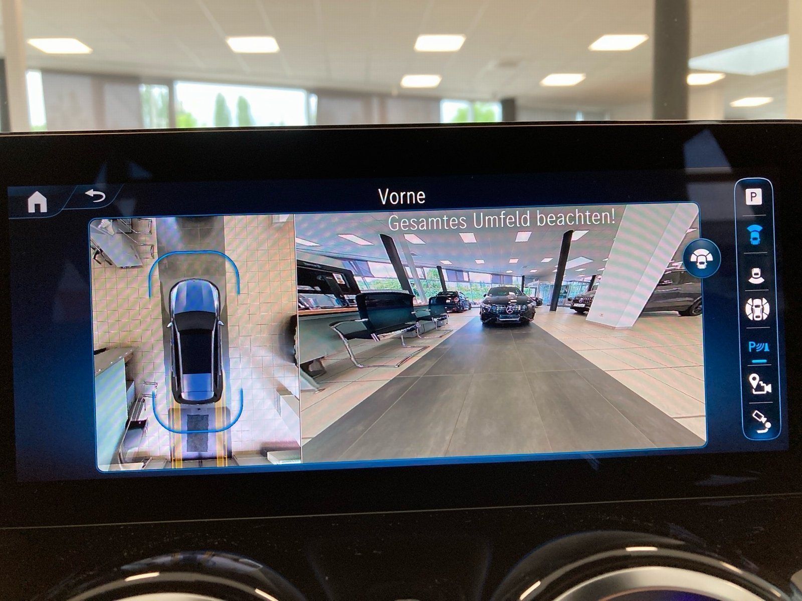 Fahrzeugabbildung Mercedes-Benz GLB 250 4M*7-Sitz*AHK*Distr*Totwi*360*Mbeam*Memo