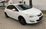 Opel Astra J Lim. 5-trg. Design Edition - Opel Astra: Design Edition