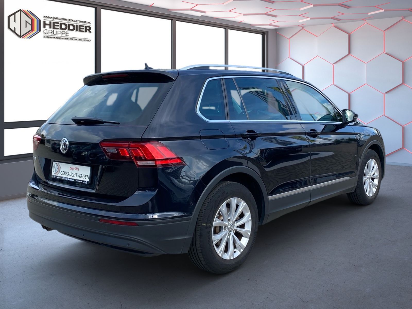 Fahrzeugabbildung Volkswagen Tiguan 1.5 TSI DSG Comfortline *AHK*Winterräder*