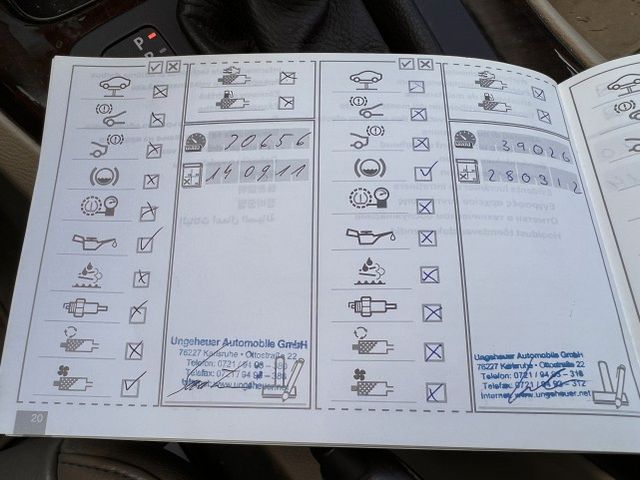 Fahrzeugabbildung BMW 325i /4x4/1.Hand/Pano/Leder/PDC/Automatik/