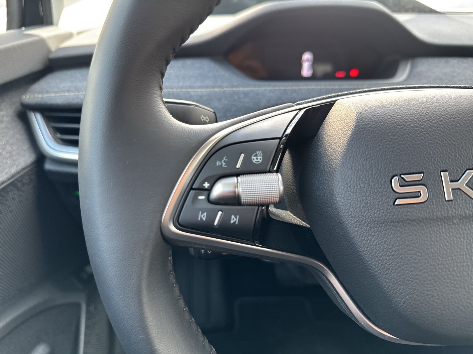 Elroq 85 Loft, AHK, Advanced, Headup, Wäremepump