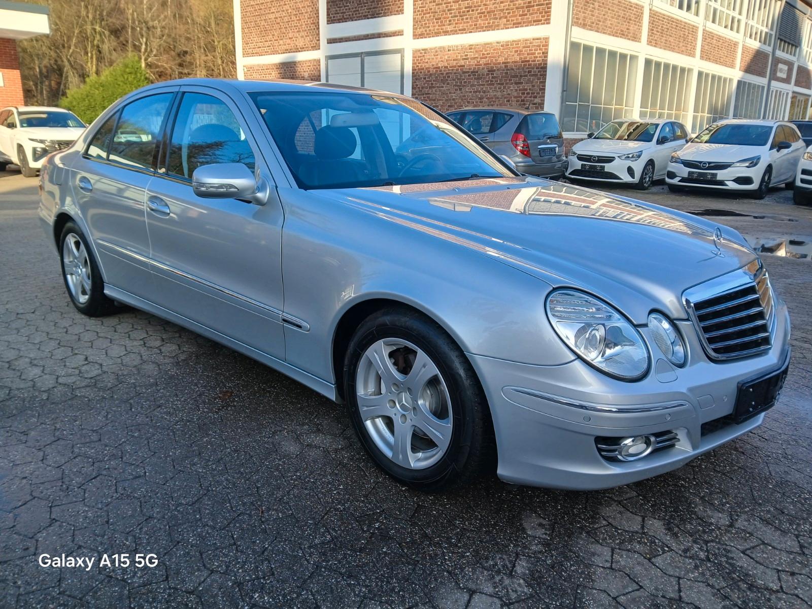 Mercedes-Benz E 200 Avantgarde 2. Hand Scheckheft Mercedes