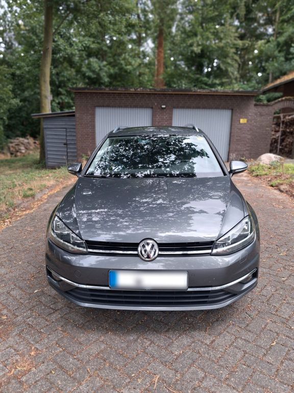 Image of Volkswagen Golf