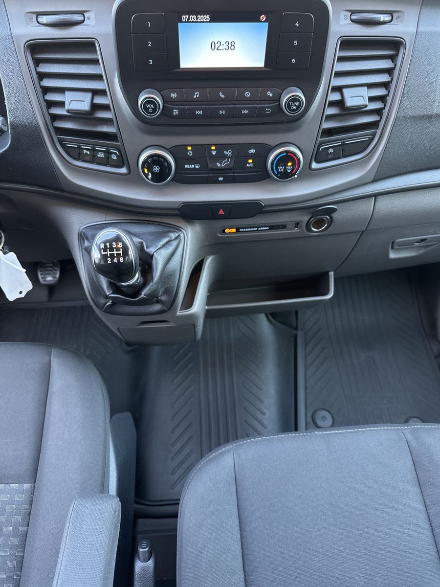 Fahrzeugabbildung Ford Transit 350 L2H2 9-Sitzer CARPLAY+DAB+BLUETOOTH