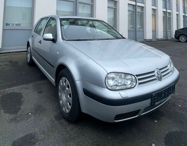 Volkswagen Golf 1.6 Auto. automatik.1 Hand..TÜV Dekr 12.202