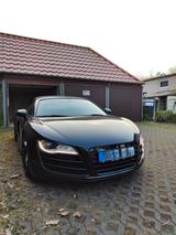 Audi R8 5.2 FSI Spyder HANDSCHALTER, Voll-LED Licht - Audi R8 mit Benzin-Antrieb: Schwarz, Leder