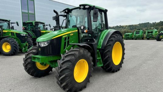 John Deere 6100M