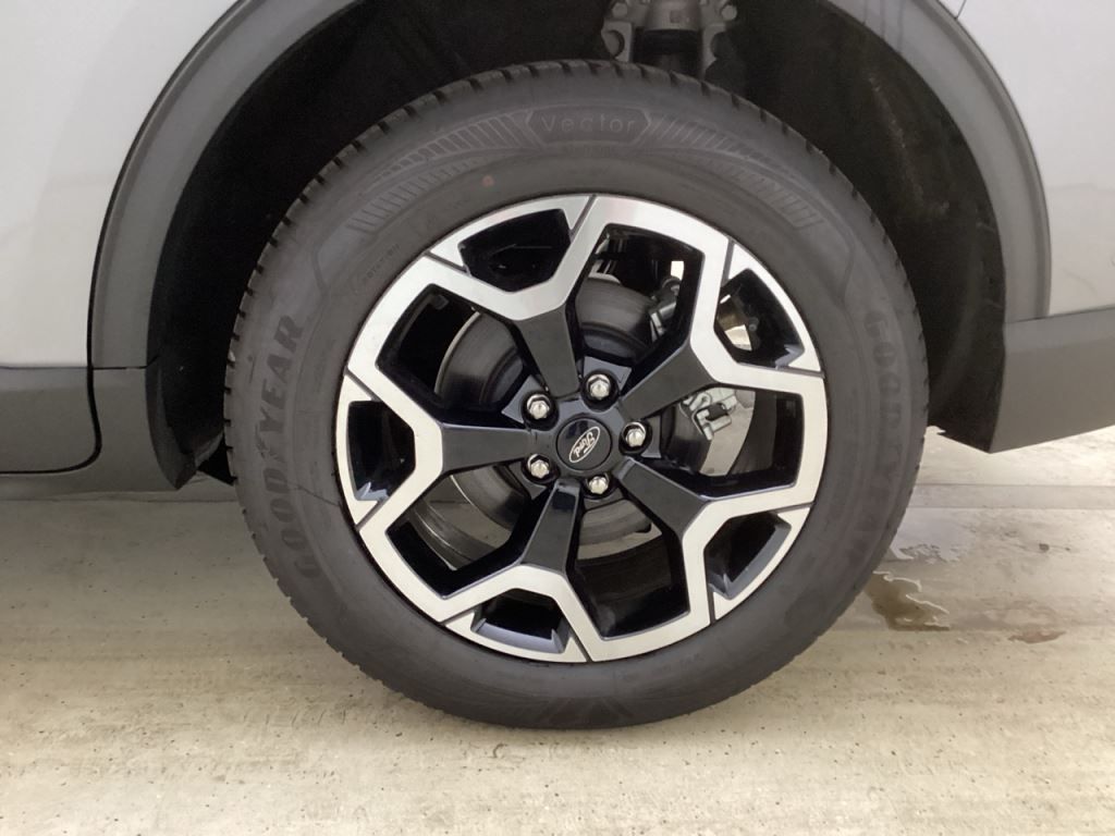 Fahrzeugabbildung Ford Kuga Plug-In Hybrid Active X HUD Navi Digitales