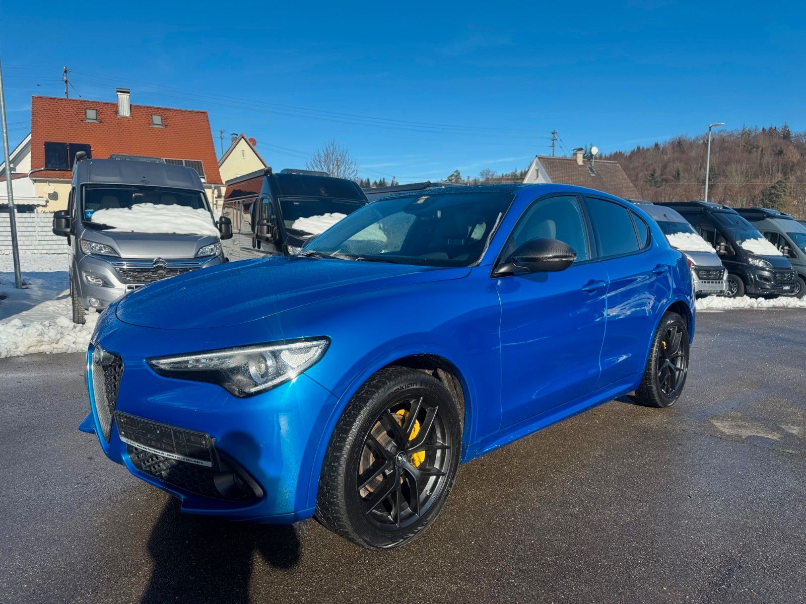 Fahrzeugabbildung Alfa Romeo Stelvio Veloce Glasdach Memory Alcantara Navi