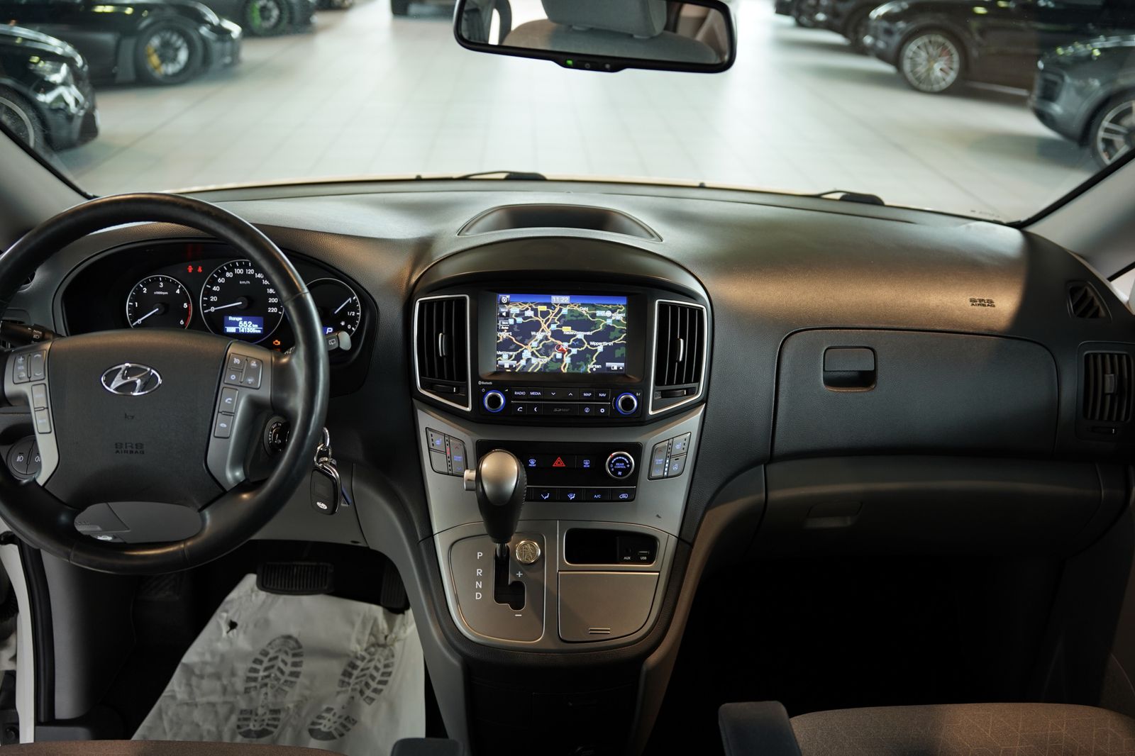Hyundai H 1