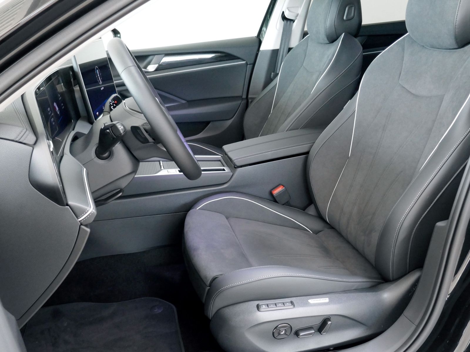 Fahrzeugabbildung Volkswagen Passat Business 2.0 TDI DSG | LED AHK RFK