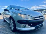 Peugeot 206 Cabriolet CC Platinum - gebrauchte Peugeot 206 aus dem Jahr 2002
