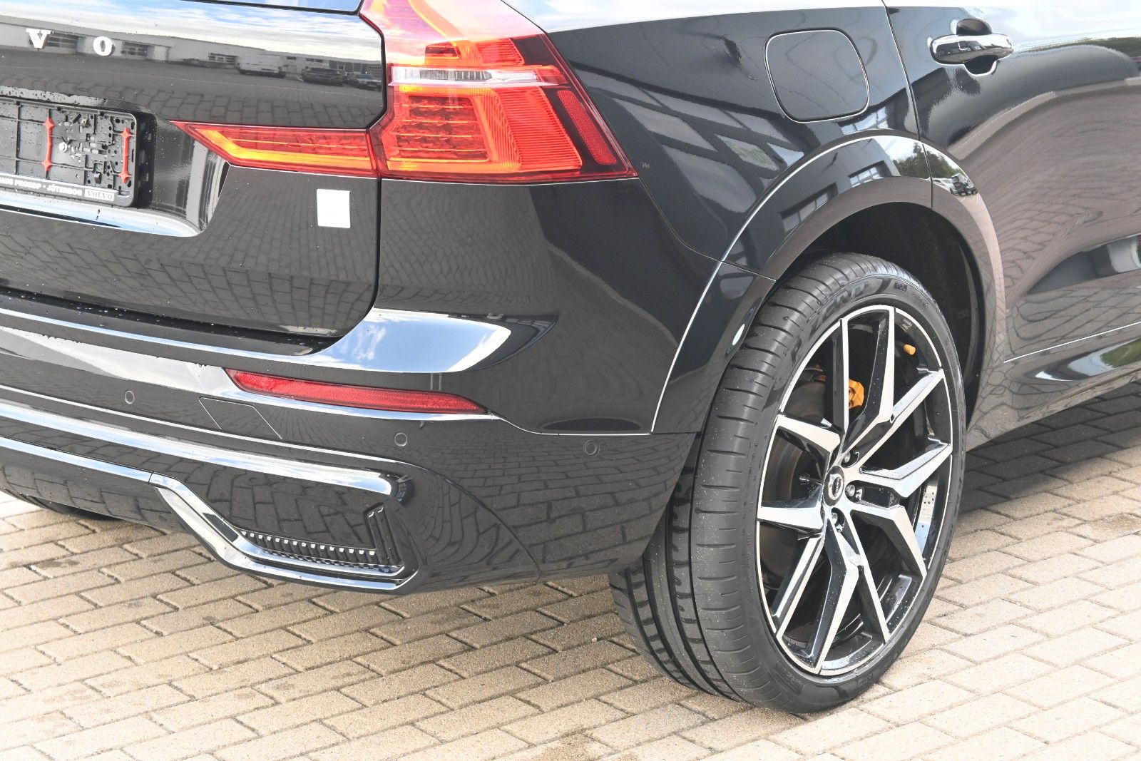Fahrzeugabbildung Volvo XC60 T8 AWD Polestar Engineered Plug-In Hybrid